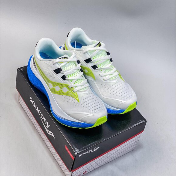 Saucony Triumph 20 Cushioning Mesh Sneakers main image 2